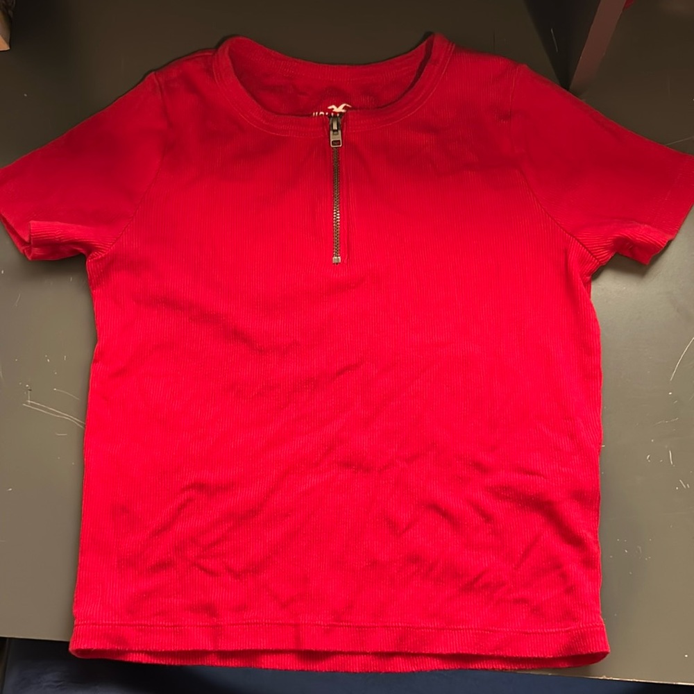 Hollister quarter zip baby tee - size small